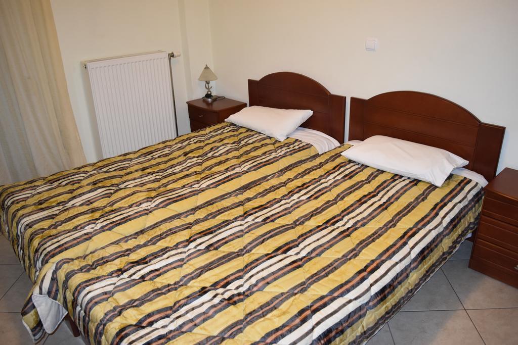 Pension Konstantinoupolis Bed & Breakfast Asprovalta Exterior photo