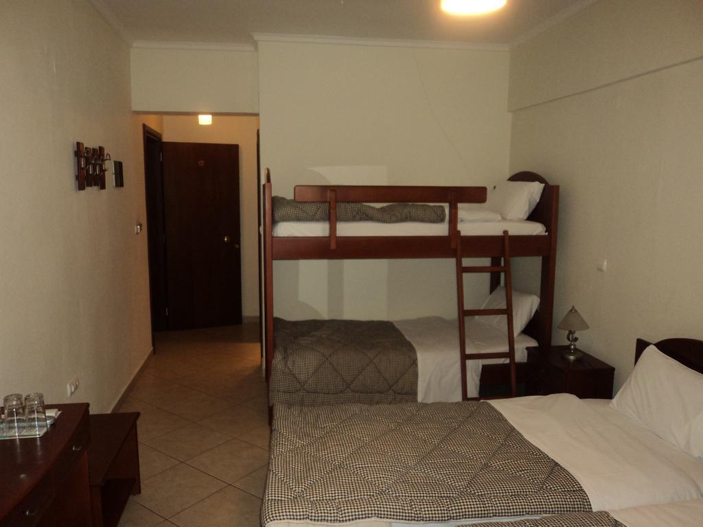 Pension Konstantinoupolis Bed & Breakfast Asprovalta Exterior photo