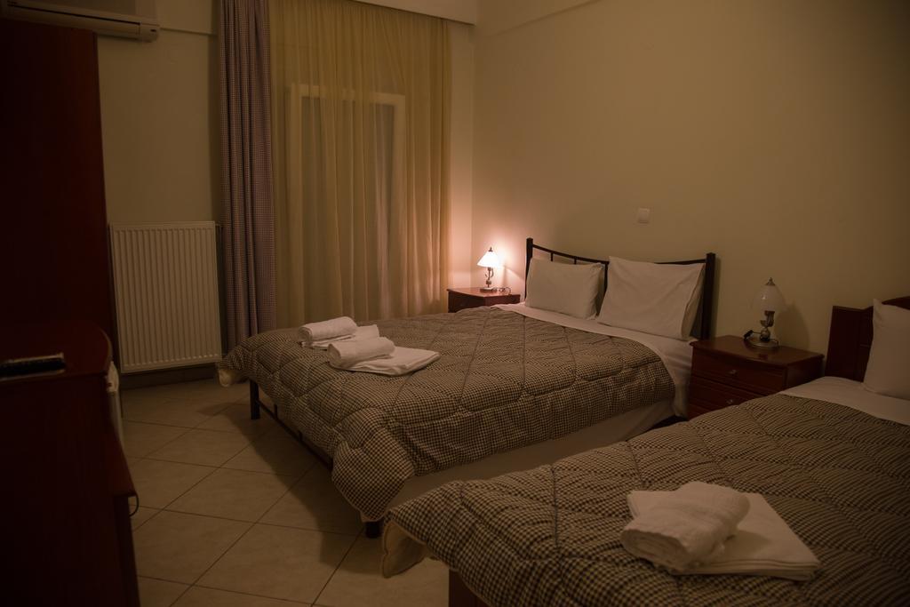 Pension Konstantinoupolis Bed & Breakfast Asprovalta Exterior photo
